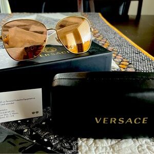 Versace Medusa Butterfly
Sunglasses NIB. Brand New